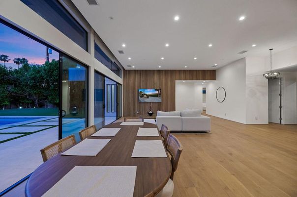 Dining room, Interior, Living room, Pendant Lights, Recessed Lighting, Wood Texture Flooring