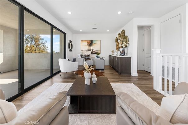 Dining room, Interior, Living room, Recessed Lighting, Wood Texture Flooring