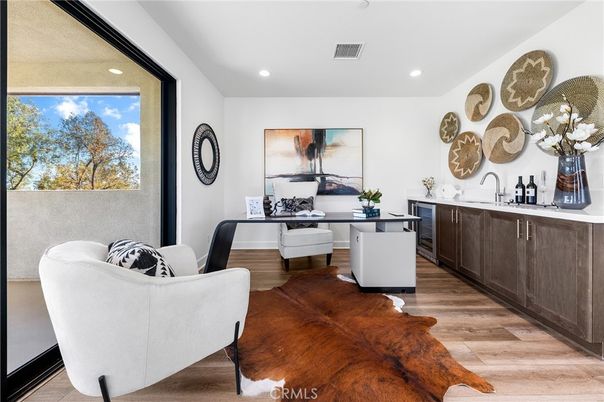 Home Office, Interior, Recessed Lighting, Wood Texture Flooring