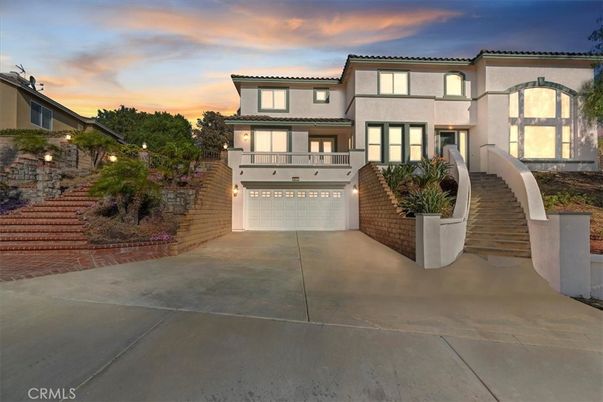 Attached, Exterior, Facade, Mediterranean