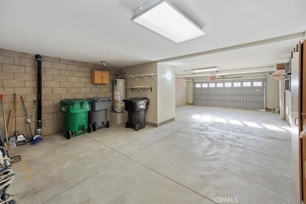 Garage, Interior, Stone Walls, Washer