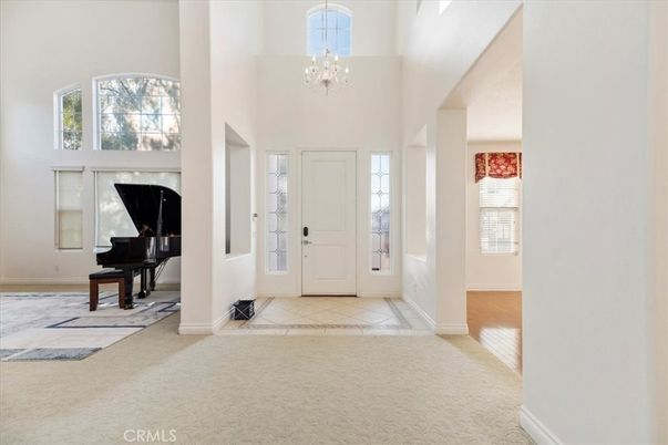 Chandelier, Interior, Piano, Wood Texture Flooring