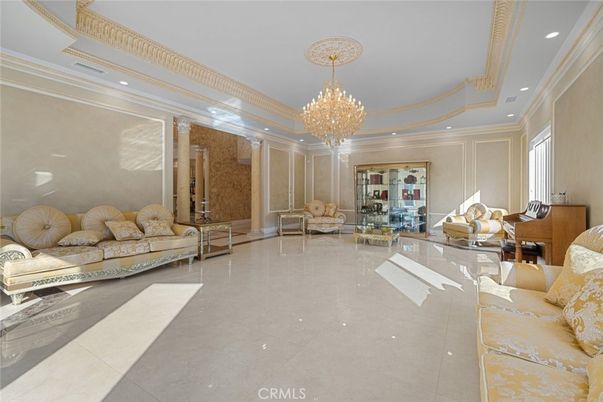 Chandelier, Interior, Living room, Recessed Lighting