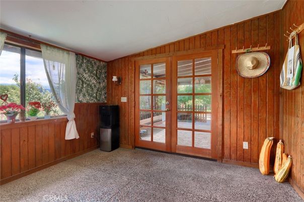 Empty room, Interior, Wooden Walls