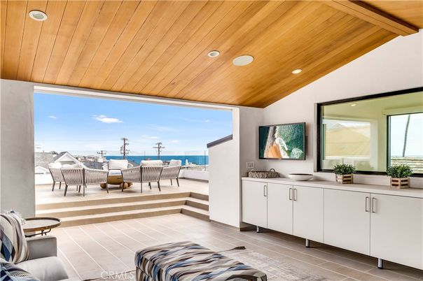 Interior, Recessed Lighting, Water, Wooden Ceilings, Wood Texture Flooring