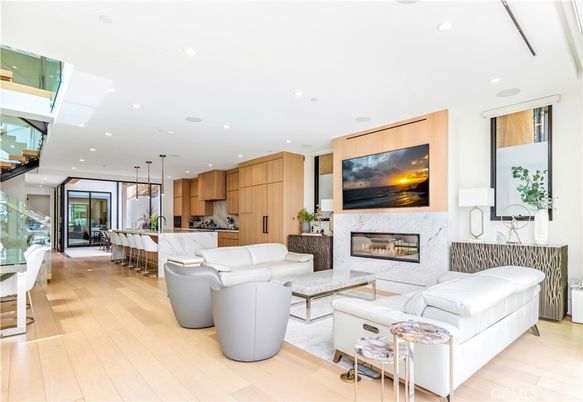 Fireplace, Interior, Kitchen, Living room, Pendant Lights, Recessed Lighting, Wood Texture Flooring
