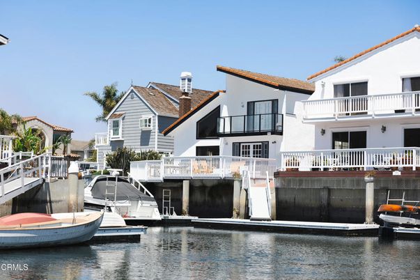 Exterior, Water