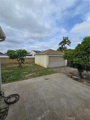 Backyard, Detached Garage, Exterior
