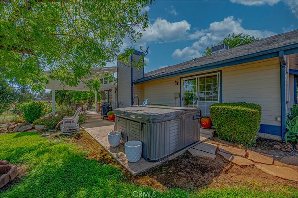 Exterior, Hot Tub