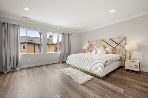 Bedroom, Interior, Recessed Lighting, Wood Texture Flooring
