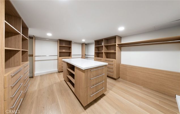 Interior, Recessed Lighting, Walk-in Closets, Wood Texture Flooring