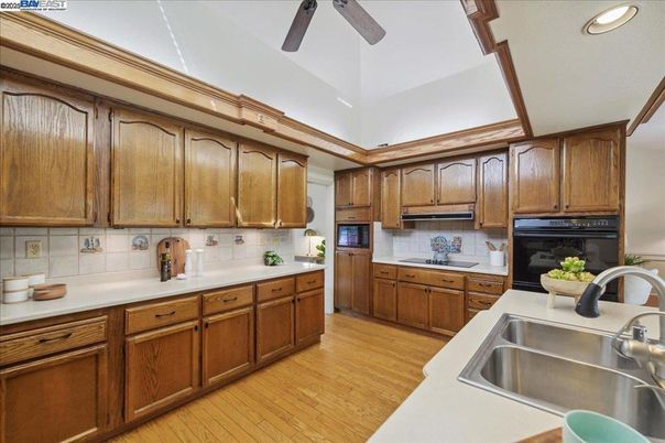 Interior, Kitchen, Recessed Lighting, Wood Texture Flooring