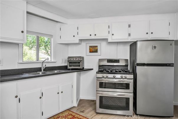 Interior, Kitchen, Stainless Steel Appliances, Wood Texture Flooring