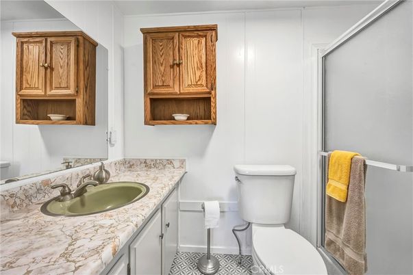 Bathroom, Interior, Tile Countertops