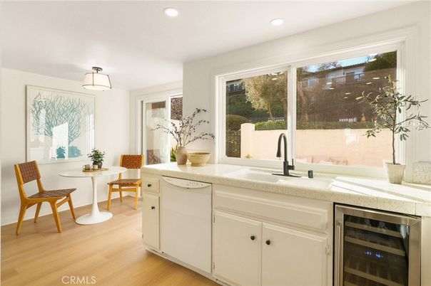 Dining room, Interior, Kitchen, Recessed Lighting, Wood Texture Flooring