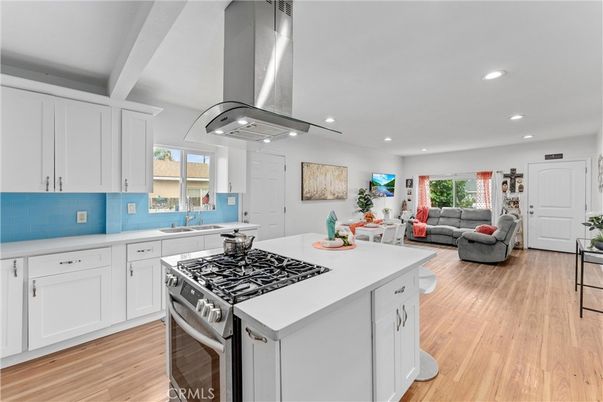 Interior, Kitchen, Living room, Recessed Lighting, Wood Texture Flooring