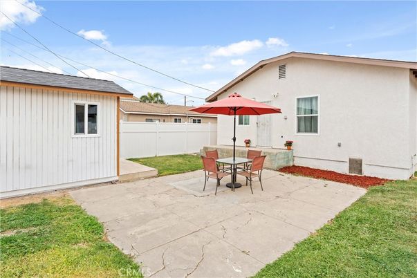 Backyard, Exterior