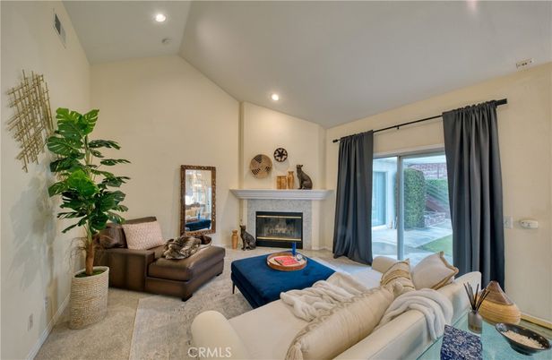 Fireplace, Interior, Living room, Recessed Lighting