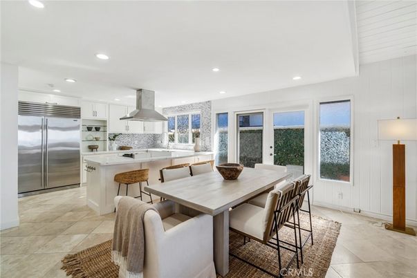 Dining room, Interior, Kitchen, Recessed Lighting, Stainless Steel Appliances
