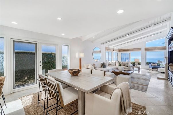 Dining room, Interior, Living room, Recessed Lighting