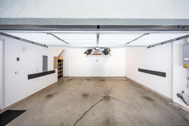 Garage, Interior