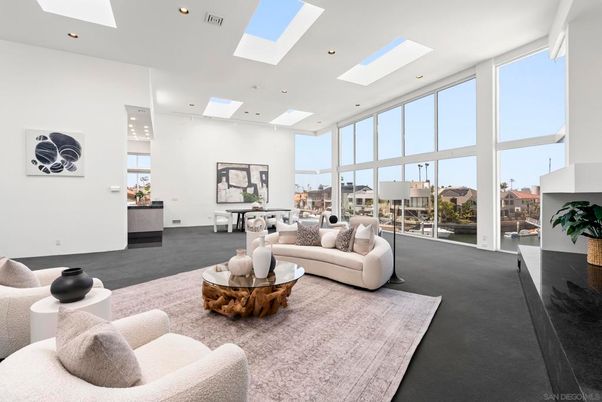 Dining room, Interior, Living room, Recessed Lighting