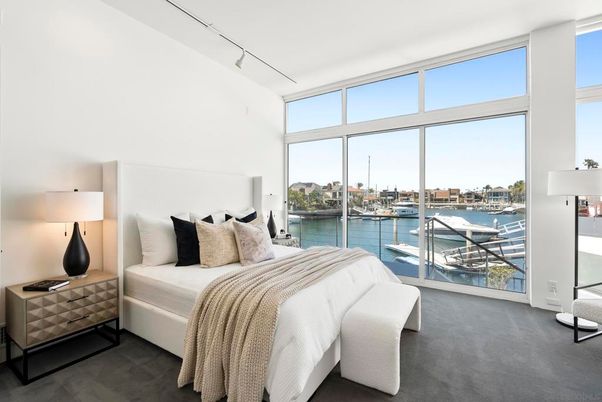 Bedroom, Interior, Water