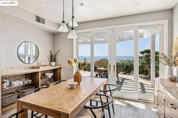 Dining room, Interior, Pendant Lights, Recessed Lighting, Water, Wood Texture Flooring