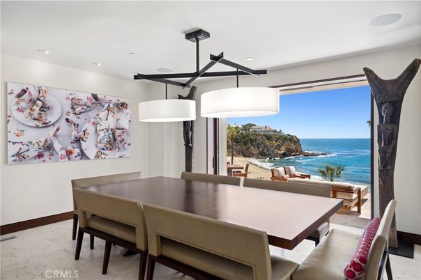 Dining room, Interior, Pendant Lights, Recessed Lighting, Water