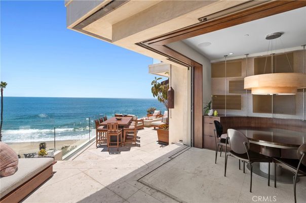 Dining room, Exterior, Pendant Lights, Water