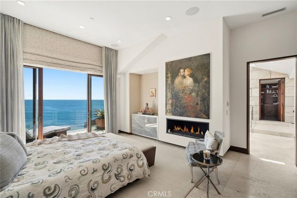 Bedroom, Fireplace, Interior, Recessed Lighting, Water