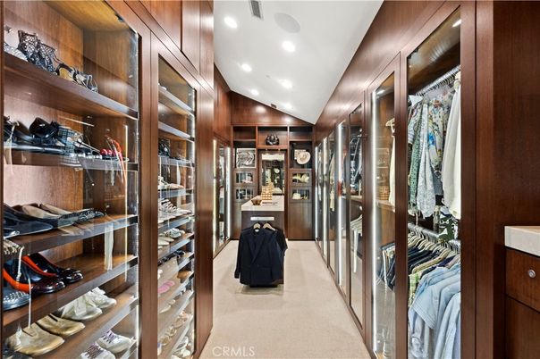 Interior, Recessed Lighting, Walk-in Closets