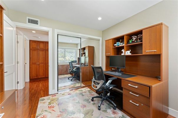 Home Office, Interior, Recessed Lighting, Wood Texture Flooring