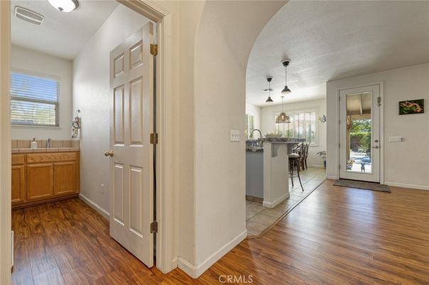 Interior, Kitchen, Pendant Lights, Wood Texture Flooring