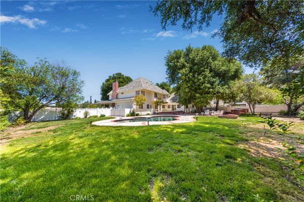 Backyard, Exterior, Pool