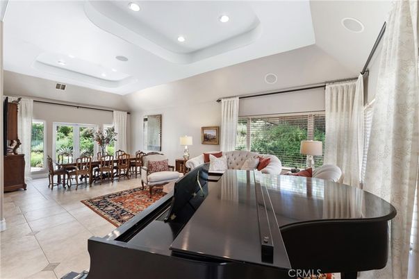Dining room, Interior, Living room, Piano, Recessed Lighting