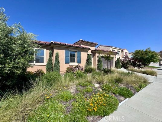 Exterior, Facade, Mediterranean