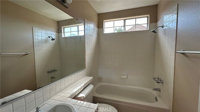 Bathroom, Interior, Tile Countertops