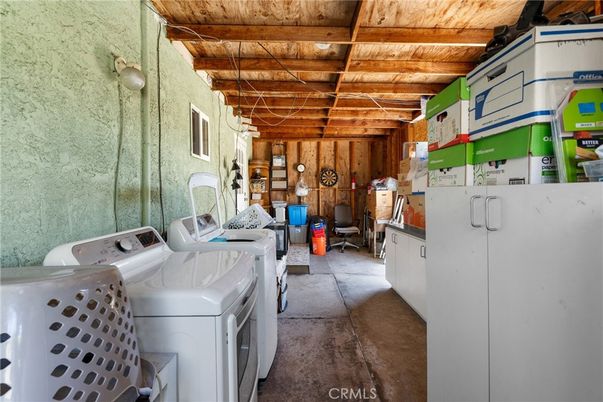 Interior, Washer, Wooden Beams, Wooden Ceilings, Wooden Walls