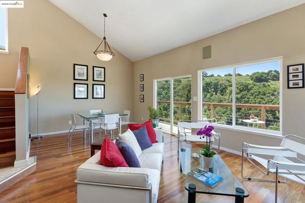 Dining room, Interior, Living room, Pendant Lights, Wood Texture Flooring