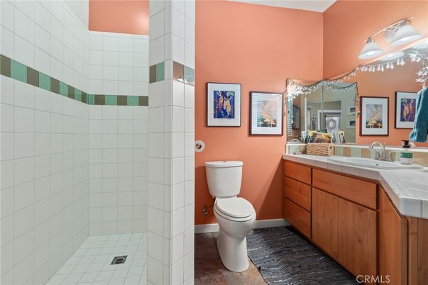 Bathroom, Interior, Tile Countertops