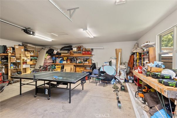 Game Room, Garage, Interior