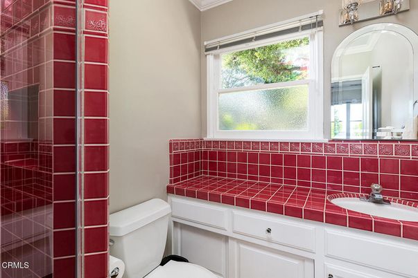 Bathroom, Interior, Tile Countertops