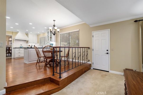 Chandelier, Dining room, Interior, Kitchen, Recessed Lighting, Wood Texture Flooring