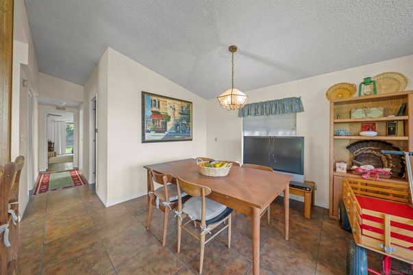 Dining room, Interior, Pendant Lights