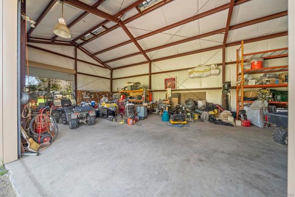 Garage, Interior
