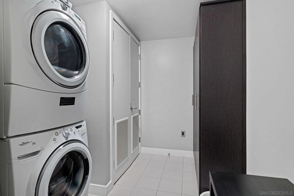 Interior, Utility Closets, Washer