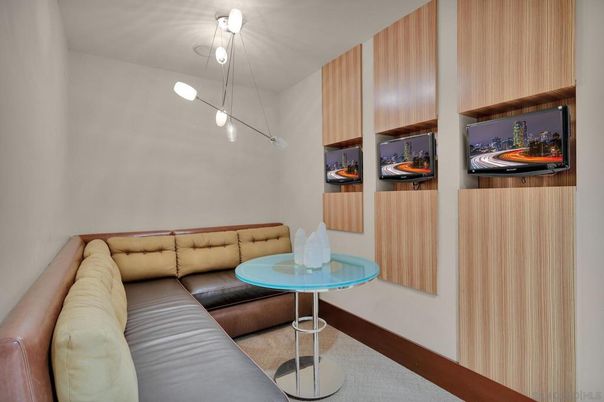 Interior, Living room, Pendant Lights