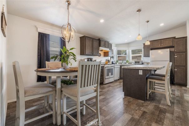 Dining room, Interior, Kitchen, Pendant Lights, Recessed Lighting, Wood Texture Flooring