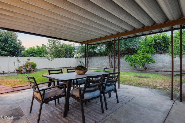 Backyard, Exterior